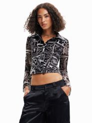 Desigual Koszula Lettering 23SWTKBZ Czarny Slim Fit. Czarne koszule Desigual, xl, bez wzorów, z syntetyku, bez kołnierzyka, bez ramiączek. Za 139.99 zł.