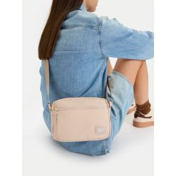 Torebka Reebok. Brązowe listonoszki Reebok, bez wzorów, bez dodatków. Za 69.99 zł.