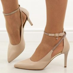 Beżowe s128 skórzane Polskie szpilki damskie Prestige 2247. Brązowe szpilki Prestige, bez wzorów, ze skóry, biznesowe, ze szpiczastym noskiem, bez obcasa, na obcasie, bez zapięcia. Za 439.00 zł.