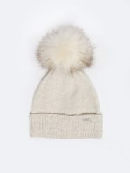 Czapka damska z pomponem perłowa Stanilani 103. Białe czapki zimowe BIG STAR, bez wzorów, z materiału, eleganckie. W wyprzedaży za 79.99 zł.