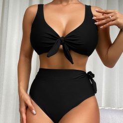 Strój kąpielowy dwuczęściowy z wiązaniem i wysokim stanem na plażę Ibala. Czarne bikini Intica, bez wzorów. Za 139.00 zł.