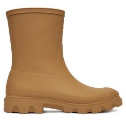 Kalosze Hunter. Brązowe kalosze Hunter, bez wzorów, bez zapięcia. Za 369.99 zł.