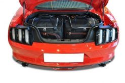 Torby Do Bagażnika Ford Mustang Fastback 2014-2023 5Szt Kjust. Czarne torby podróżne KJUST, bez wzorów, z kauczuku. Za 1,450.00 zł.