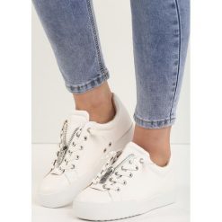 Białe Buty Sportowe Zip-On. Buty sportowe lifestyle marki KALENJI. Za 79.99 zł.