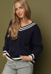 Granatowy Sweter z Domieszką Kaszmiru w Stylu Preppy Liendria. Niebieskie swetry Born2be, z aplikacjami, z dzianiny, biznesowe, bez ramiączek. Za 119.99 zł.