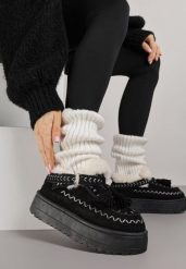 Czarne Śniegowce na Platformie Ozdobione Haftem i Frędzlami Linomis. Czarne śniegowce Renee, z aplikacjami, z jeansu, bez zapięcia. Za 119.99 zł.