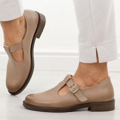 Cappucciono skórzane Polskie półbuty damskie Deoni D658. Półbuty wsuwane Deoni, na jesień, bez wzorów, z jeansu, biznesowe, z okrągłym noskiem, bez obcasa, na płaskiej podeszwie. Za 429.00 zł.