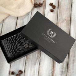 Portfel damski skórzany duży czarny croco z ochroną RFID Paolo Peruzzi AL-02-BL. Czarne portfele PAOLO PERUZZI, bez wzorów, ze skóry. Za 89.00 zł.