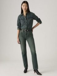 Levi's Dżinsy "501" - Mom fit - w kolorze niebieskim rozmiar: W28/L32. Niebieskie jeansy Levi's, l, z aplikacjami, ze skóry, klasyczne, z podwyższonym stanem. Za 244.45 zł.