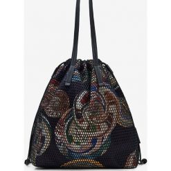 Desigual torebka kolor czarny. Czarne shopper bag Desigual, bez wzorów, bez dodatków. W wyprzedaży za 439.99 zł.