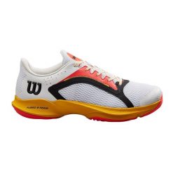Buty sportowe Wilson z konstrukcją Pro Torque i podeszwą Duralast. Białe buty treningowe Wilson, bez wzorów, z gumy, bez zapięcia. Za 385.95 zł.