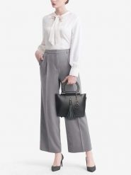 Lia Biassoni Skórzana torebka "Garlate" w kolorze czarnym - 28 x 21 x 10 cm rozmiar: onesize. Czarne torebki klasyczne Lia Biassoni, bez wzorów, z materiału, przez ramię, bez dodatków. Za 304.99 zł.