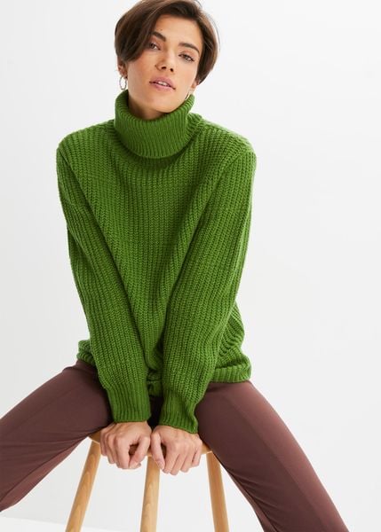 Sweter z golfem. Zielone swetry bonprix, na zimę, bez wzorów, bez ramiączek. Za 97.99 zł.
