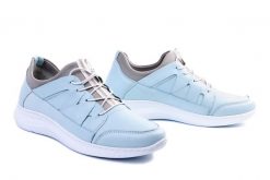 ARTIKER RELAKS 52C0750 błękitny, półbuty damskie. Niebieskie półbuty wsuwane Artiker Relaks, bez wzorów, bez obcasa. Za 249.90 zł.