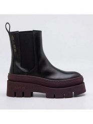 Replay Skórzane botki w kolorze czarno-czerownym rozmiar: 36. Czarne botki Replay, bez wzorów, eleganckie, bez obcasa, bez zapięcia. Za 395.94 zł.