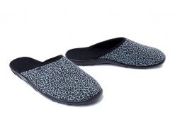 BEFADO 235D 205 niebieski, kapcie damskie. Niebieskie kapcie Befado, bez wzorów. Za 64.99 zł.