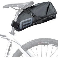 Sakwa rowerowa podsiodłowa Force Adventure 5L 896044. Czarne torebki klasyczne FORCE, bez wzorów, sportowe, bez dodatków. Za 219.90 zł.