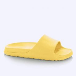 Klapki basenowe Lemigo Breeze. Żółte klapki Lemigo, bez wzorów, z materiału, bez obcasa, bez zapięcia. Za 49.00 zł.