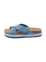 Billowy Skórzane klapki w kolorze błękitnym rozmiar: 40. Niebieskie klapki Billowy, bez wzorów, klasyczne, z otwartym noskiem, bez obcasa, bez zapięcia. Za 195.99 zł.