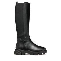 Kozaki Geox. Czarne kozaki Geox, bez wzorów, bez obcasa, na płaskiej podeszwie, bez zapięcia. Za 649.99 zł.