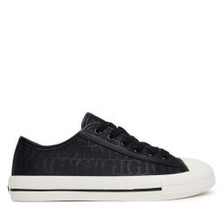 Trampki Guess. Czarne trampki Guess, z aplikacjami, bez zapięcia. Za 364.99 zł.