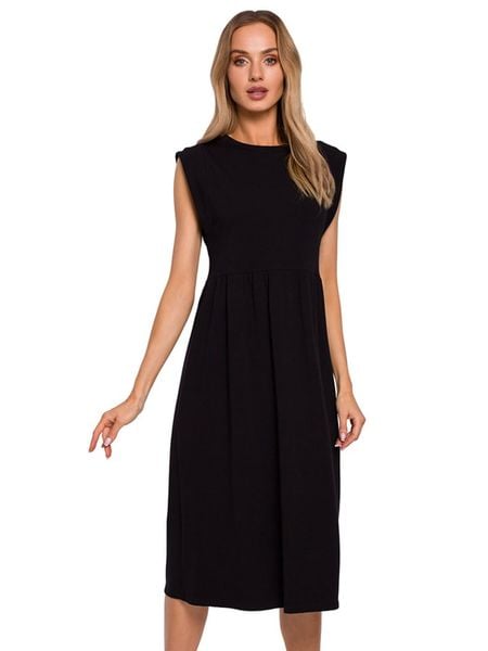 Made of emotion Sukienka w kolorze czarnym rozmiar: M. Czarne sukienki Made Of Emotion, m, bez wzorów, bez kołnierzyka, bez ramiączek, midi. Za 144.58 zł.