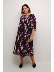 KAFFE curve Sukienka w kolorze fioletowo-białym rozmiar: 46. Różowe sukienki KAFFE curve, bez wzorów, z tkaniny, bez kołnierzyka, bez ramiączek, midi. Za 152.99 zł.