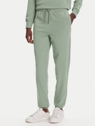 Gant Spodnie dresowe Shield 4200500 Zielony Regular Fit. Zielone spodnie dresowe Gant, bez wzorów, z bawełny. Za 419.99 zł.