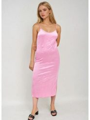 Monki Sukienka w kolorze jasnoróżowym rozmiar: 36. Różowe sukienki Monki, na co dzień, bez wzorów, bez kołnierzyka, bez ramiączek, midi, proste. Za 60.99 zł.