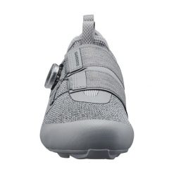 Buty Shimano SH-IC501. Szare buty treningowe Shimano, bez wzorów, bez zapięcia, rowerowe. W wyprzedaży za 557.80 zł.