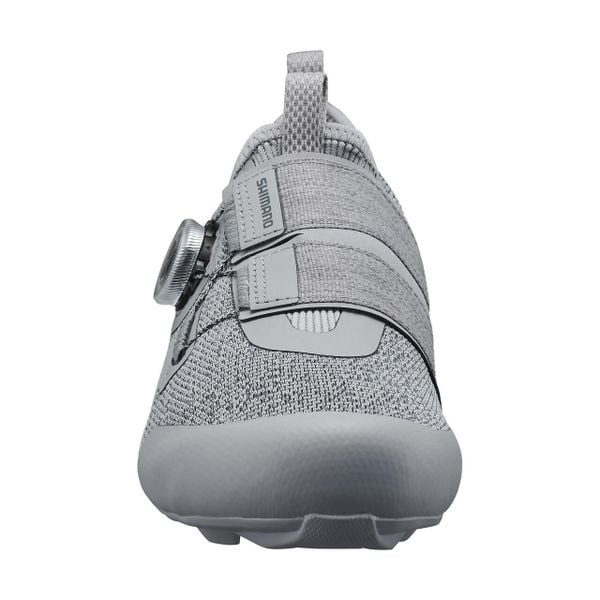 Buty Shimano SH-IC501. Szare buty treningowe Shimano, bez wzorów, bez zapięcia, rowerowe. Za 595.70 zł.