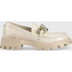 Steve Madden mokasyny Mix Up damskie kolor beżowy na platformie. Brązowe mokasyny Steve Madden, bez wzorów, z gumy, z okrągłym noskiem. W wyprzedaży za 244.99 zł.