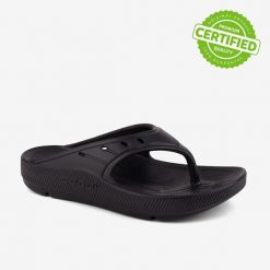 Klapki damskie Coqui Riva na koturnie, czarne. Czarne klapki Coqui, bez wzorów, z materiału, eleganckie, bez obcasa, na koturnie, bez zapięcia. Za 129.99 zł.