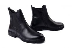 TAMARIS 1-25422-45 001 black, botki damskie. Czarne botki Tamaris, bez wzorów, bez obcasa, na obcasie, bez zapięcia. Za 300.12 zł.