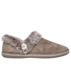 Espadryle damskie Skechers Cozy Campfire. Brązowe espadryle Skechers, bez wzorów, bez obcasa. Za 184.00 zł.