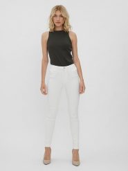 Vero Moda Dżinsy "Vmsophia" - Slim fit - w kolorze białym rozmiar: XXL/L32. Białe jeansy Vero Moda, l, z aplikacjami, ze skóry, klasyczne. Za 70.57 zł.