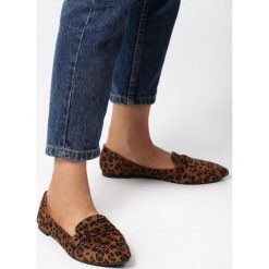 Panterkowe Mokasyny Riley. Mokasyny Born2be, bez wzorów, ze szpiczastym noskiem. Za 49.99 zł.