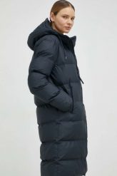 Rains kurtka 15070 Long Puffer Jacket kolor granatowy zimowa. Niebieskie kurtki Rains, na zimę, l, bez wzorów, z puchu, bez kaptura. W wyprzedaży za 1,299.90 zł.