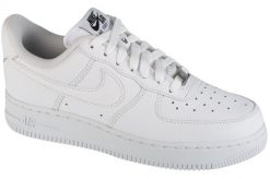 Buty sportowe Sneakersy damskie, Air Force 1 07. Białe buty treningowe Nike, bez wzorów, z materiału, przed kostkę, bez zapięcia, trekkingowe, Nike Air Force. Za 529.99 zł.
