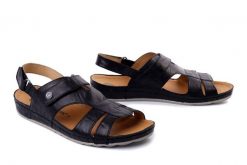 DR. BRINKMANN 710633-1 schwarz, sandały damskie. Czarne sandały Dr. Brinkmann, bez wzorów, ze skóry, bez obcasa, na koturnie, bez zapięcia. Za 369.90 zł.