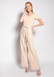 Elegancki Kombinezon z Dekoltem Typu Carmen - Beżowy. Brązowe kombinezony Lanti, l, bez wzorów, z materiału, eleganckie, bez kołnierzyka, bez ramiączek. Za 242.90 zł.