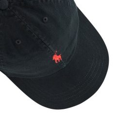 Czapka z daszkiem Polo Ralph Lauren. Czarne czapki z daszkiem Polo Ralph Lauren, bez wzorów. Za 179.99 zł.