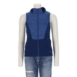 Second life - Kurtka przeciwdeszczowa dla kobiet FlashDry TNF Blue - Jak nowy. Niebieskie kurtki przeciwdeszczowe The North Face, bez wzorów, z softshellu, bez kaptura, trekkingowe. Za 212.96 zł.