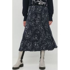BOSS spódnica kolor granatowy midi rozkloszowana. Niebieskie spódnice Boss, bez wzorów, z poliesteru, midi, rozkloszowane. W wyprzedaży za 469.99 zł.