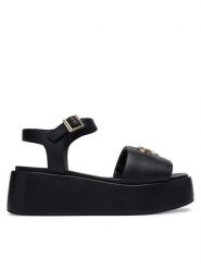 LOVE MOSCHINO Sandały JA16127I0OIA0000 Czarny. Czarne sandały Love Moschino, bez wzorów, z materiału, bez obcasa, na koturnie, bez zapięcia. Za 939.99 zł.