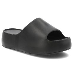Czarne Klapki Filippo Wygodne Obuwie Damskie Na Platformie. Czarne klapki Filippo, bez wzorów, sportowe, bez obcasa, na platformie, bez zapięcia. Za 69.99 zł.