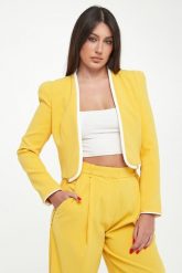 Żakiet pudełkowy ELISABETTA FRANCHI. Marynarki i żakiety Elisabetta Franchi, bez wzorów, bez ramiączek. Za 1,919.00 zł.