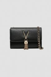 VALENTINO Czarna kopertówka Divina. Czarne kopertówki Valentino by Mario Valentino, bez wzorów, bez dodatków. W wyprzedaży za 223.99 zł.