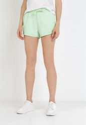 Jasnozielone Szorty Amiphaphine. Zielone szorty Born2be, bez wzorów, z dresówki, sportowe. Za 69.99 zł.