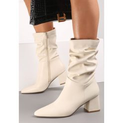 Beżowe Botki Lolan. Brązowe botki Renee, z aplikacjami, ze skóry ekologicznej, eleganckie, ze szpiczastym noskiem, bez obcasa, na obcasie, bez zapięcia. W wyprzedaży za 159.99 zł.